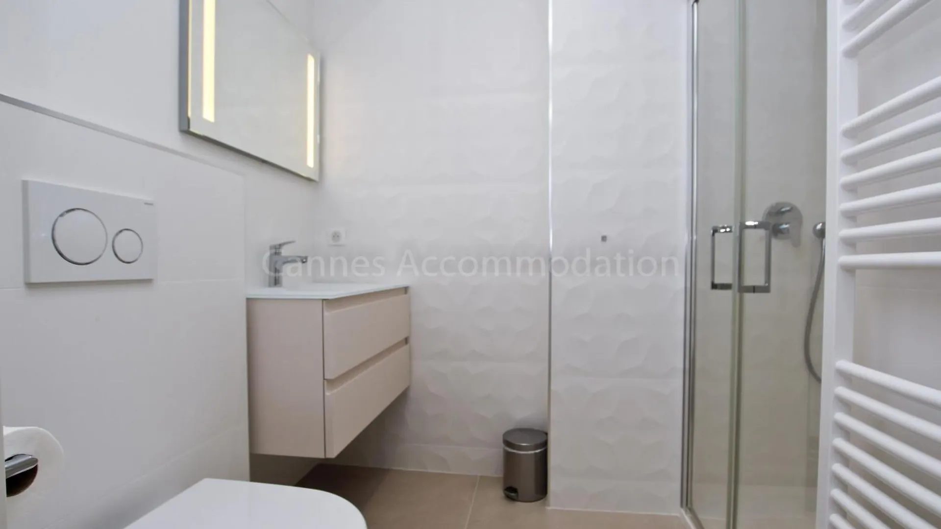 Montrachet Apartment Cannes